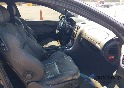 2005 Pontiac Gto z USA, uszkodzony, nr VIN 6G2VX12U45L391156